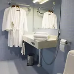 Royal Hotel 3*