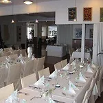 Royal Hotel