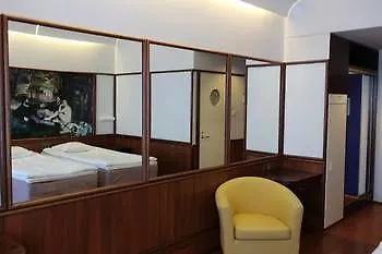 皇家卢卡酒店 酒店